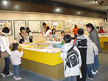 地図と測量の科学館展示風景１