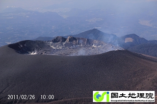 火口の様子１（10時00分）の画像