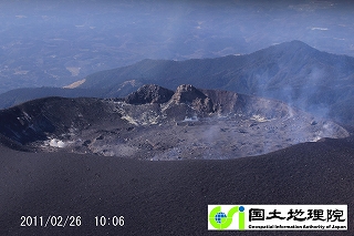 火口の様子５（10時06分）の画像