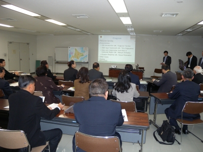 写真：説明会場の様子