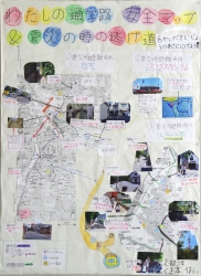 作品：わたしの通学路　安全マップ＆震災の時の逃げ道
