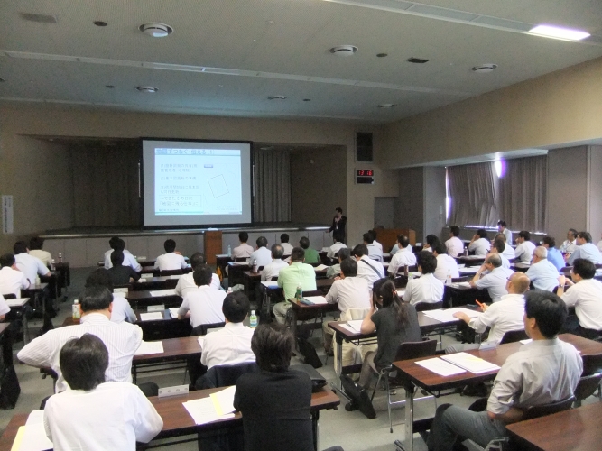 写真:会場の様子(1)