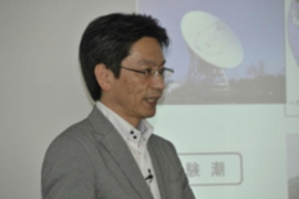 村上参事官