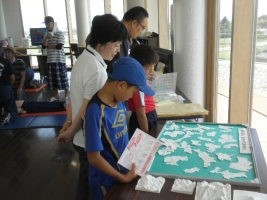 写真：分県パズルを完成させるぞ！