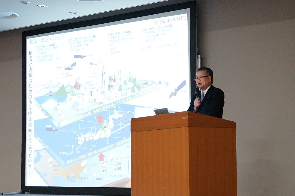 写真:越智院長の講演
