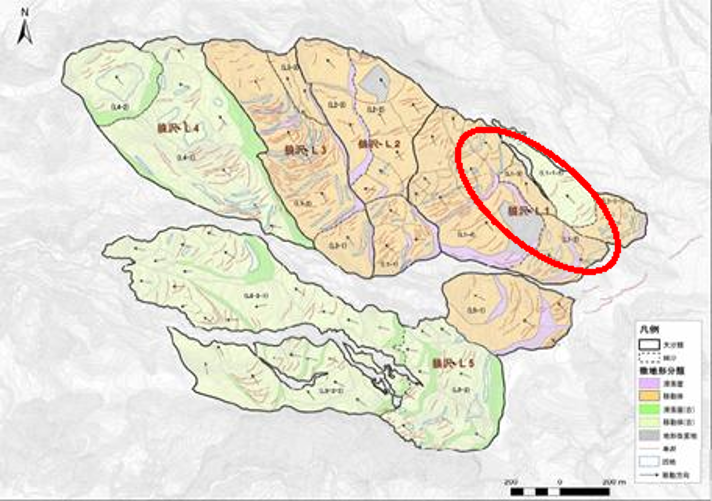 狼沢地すべり周辺の地形分類図（干渉縞のある位置は図の楕円の位置に概ね相当）