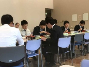 図3:食堂の様子。